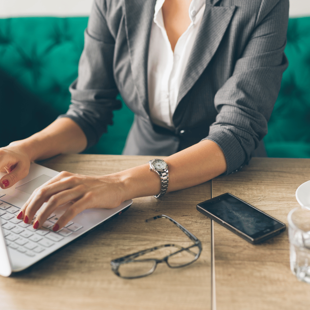 Resume Templates: Stop Wasting Time (and Money!)